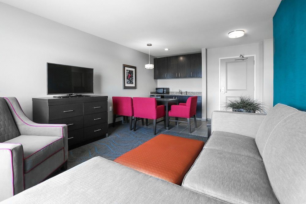 Photo of Livingroom in Quad Cities