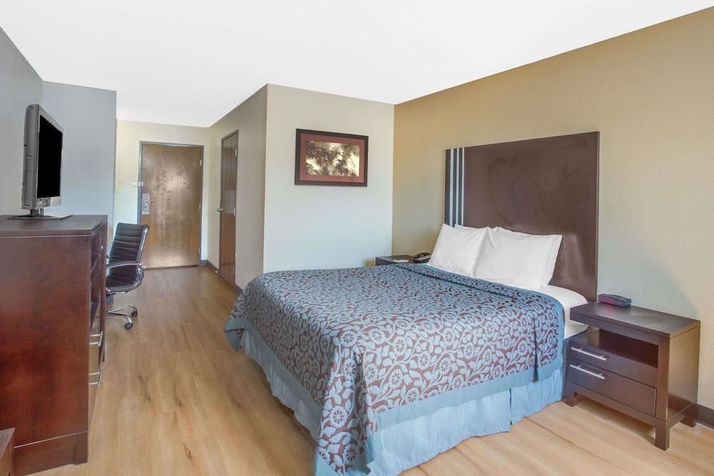 Photo of Bedroom in Le Roy