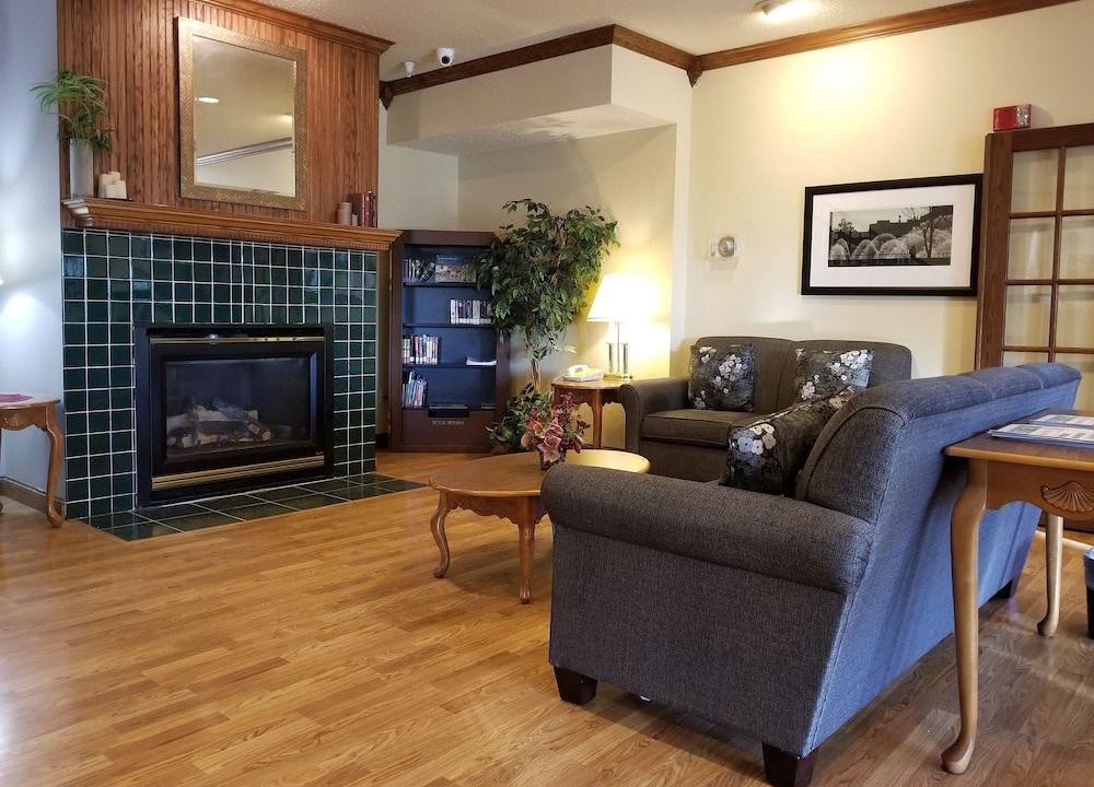 Photo of Livingroom in Galesburg