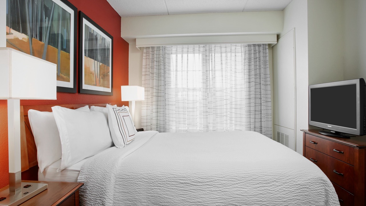 Photo of Bedroom in Schaumburg