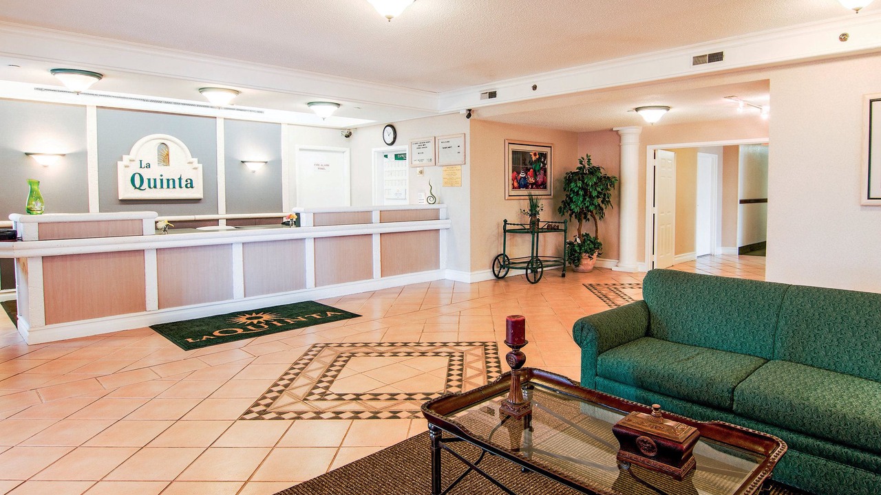 Photo of Livingroom in Arlington Heights