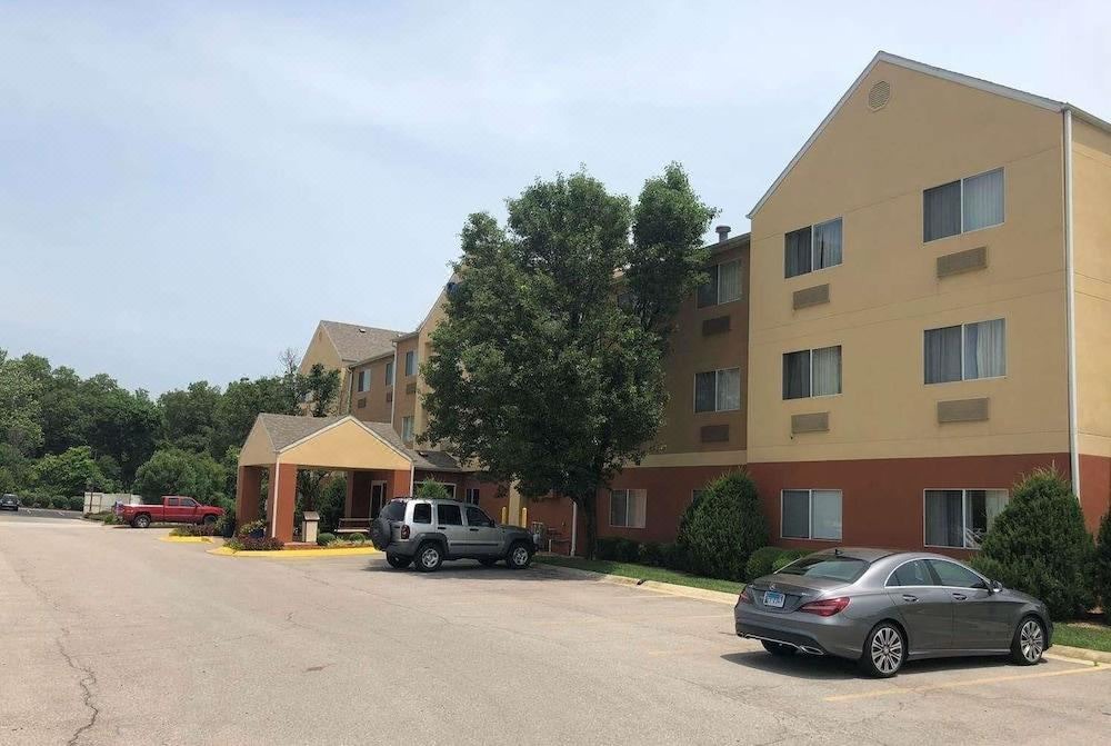 Photo of Buildings in Fairview Heights