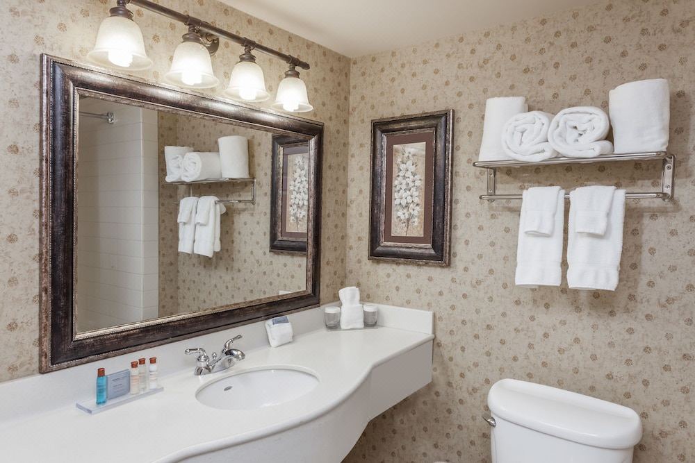 Photo of Bathroom in Orange Prairie