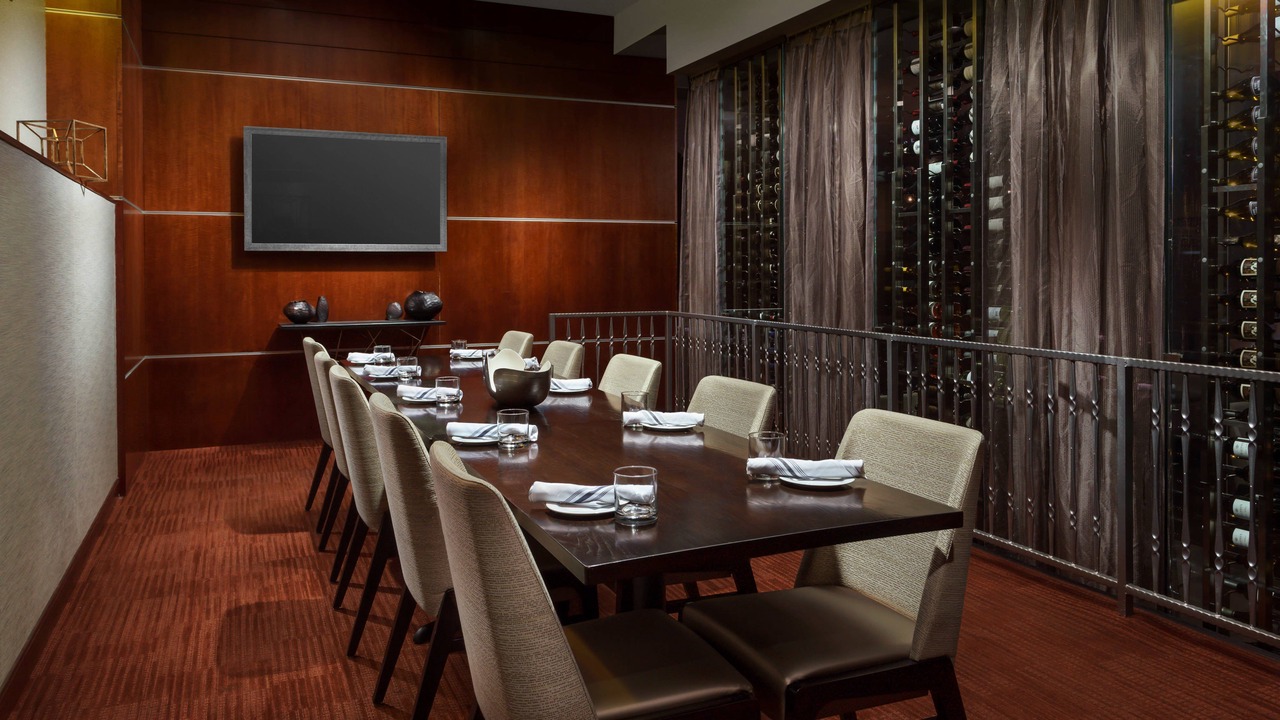 Photo of Livingroom in Streeterville