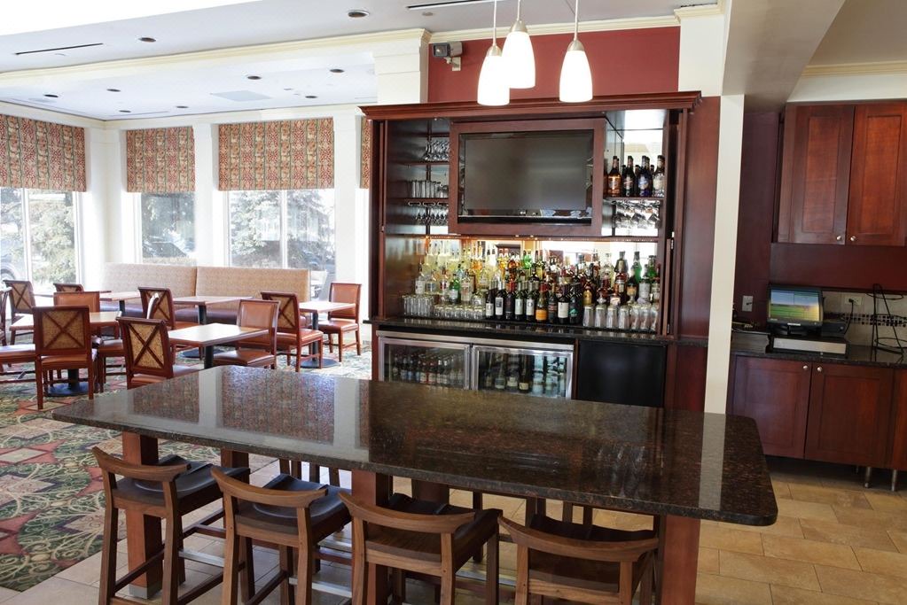 Photo of Livingroom in Oakbrook Terrace