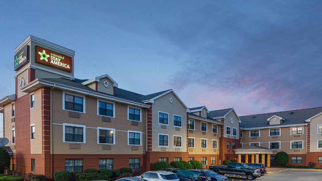 Photo of Buildings in Schaumburg