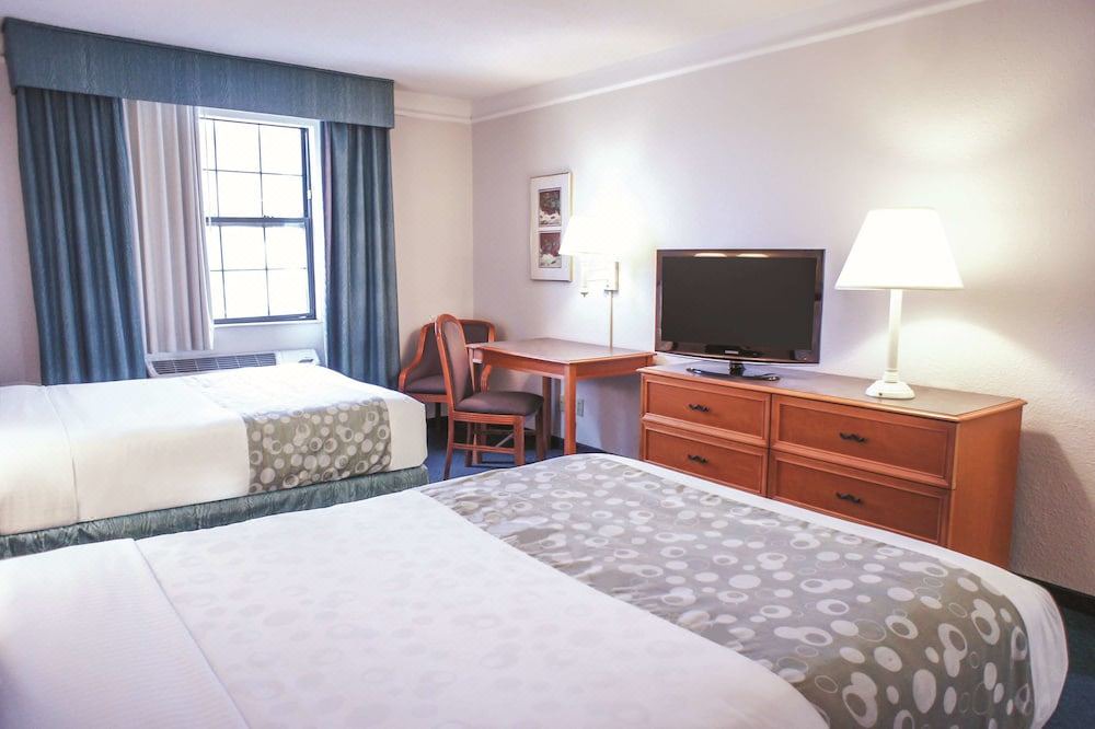 Photo of Bedroom in Quad Cities
