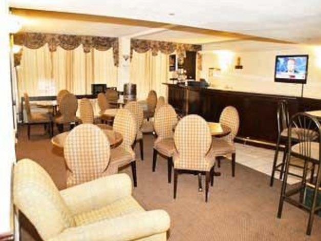 Photo of Livingroom in Addison