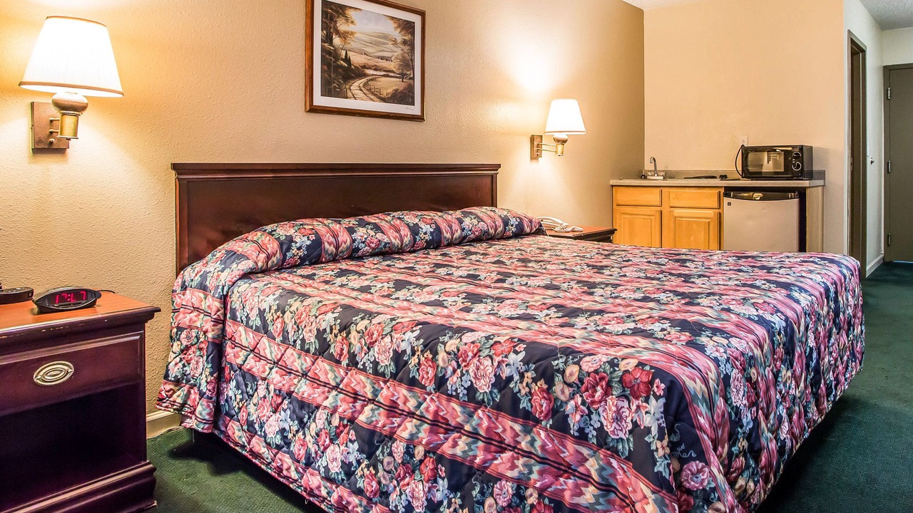 Photo of Bedroom in Mitchell