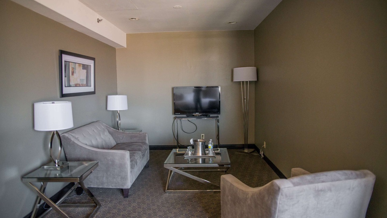 Photo of Livingroom in Downtown Springfield