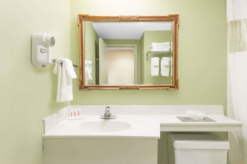 Photo of Bathroom in Vandalia