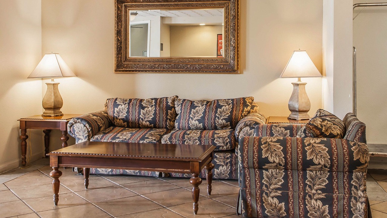 Photo of Livingroom in Mitchell
