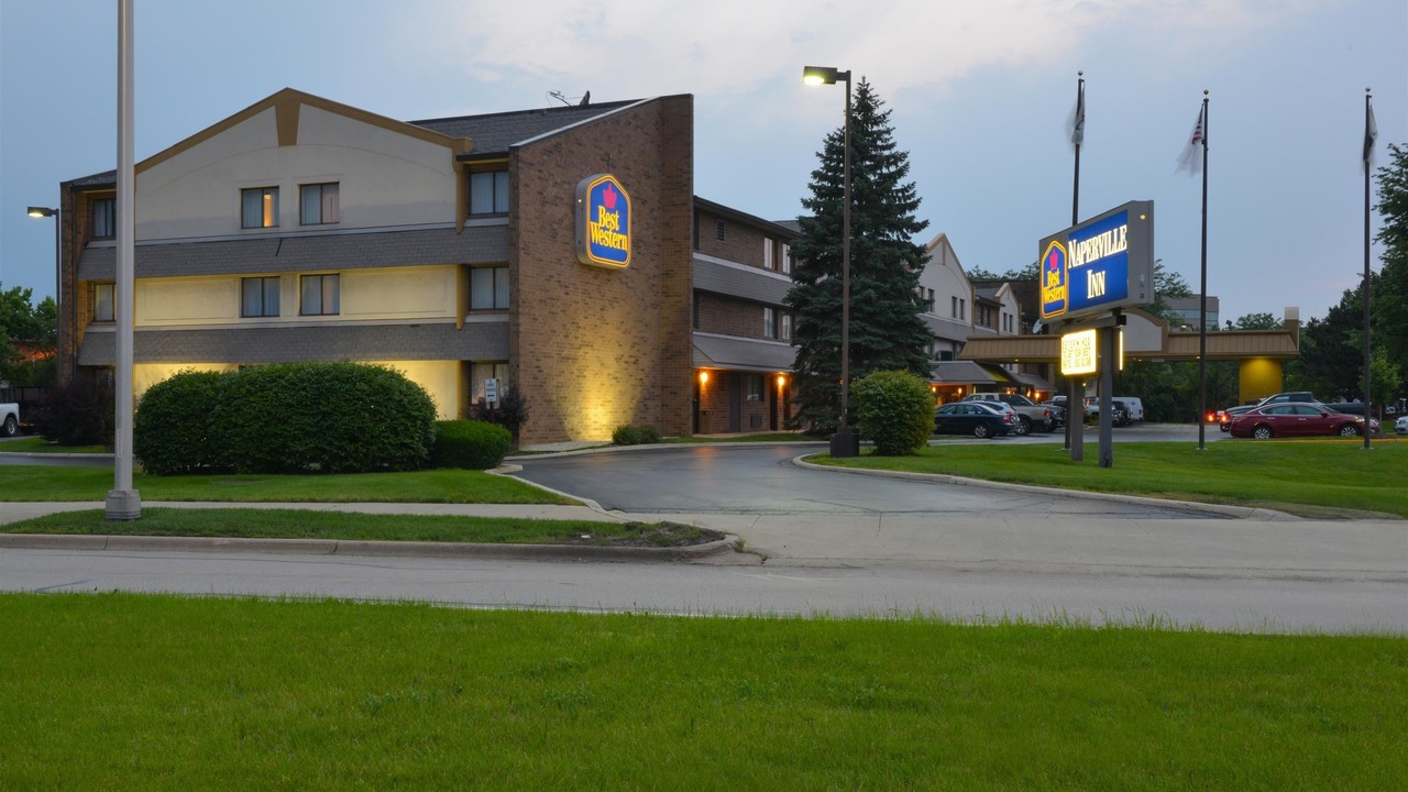 Photo of Buildings in Naperville