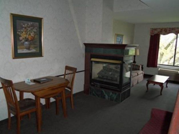 Photo of Livingroom in Rockford