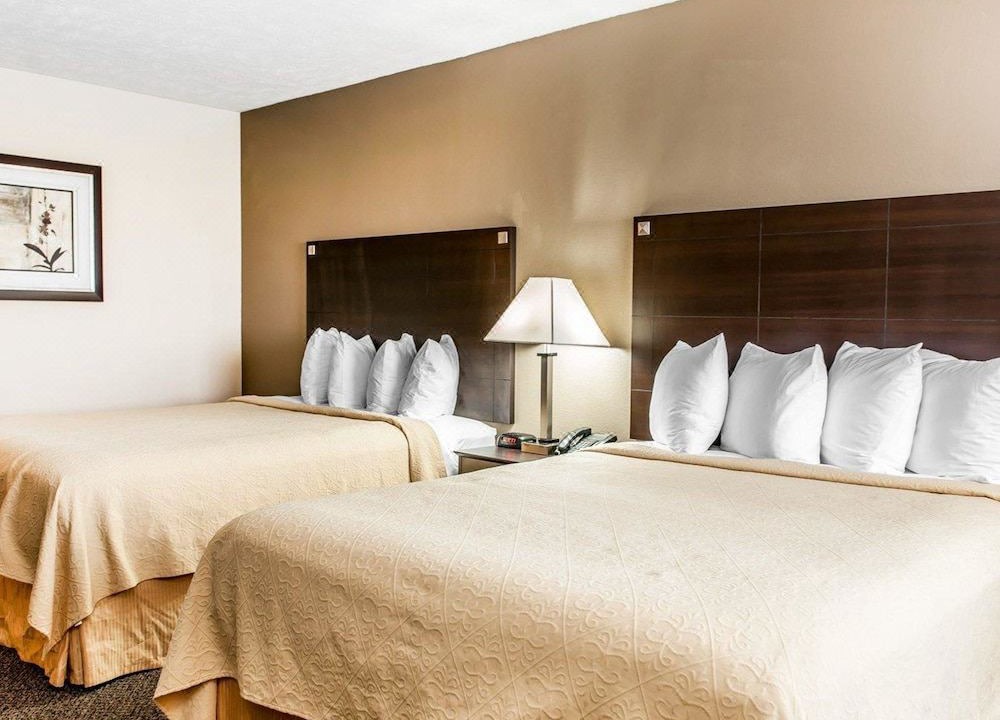Photo of Bedroom in Mattoon