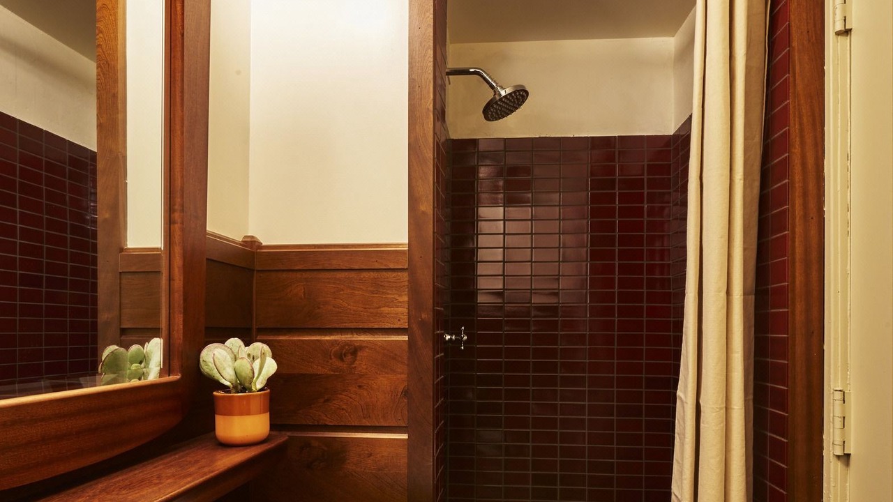 Photo of Bathroom in Downtown Chicago