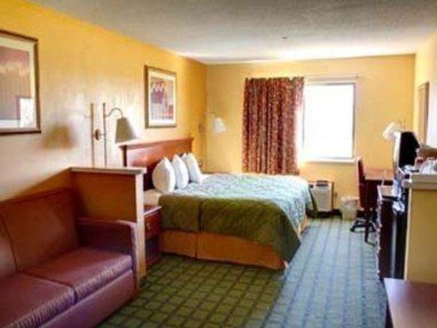 Photo of Bedroom in Forsyth