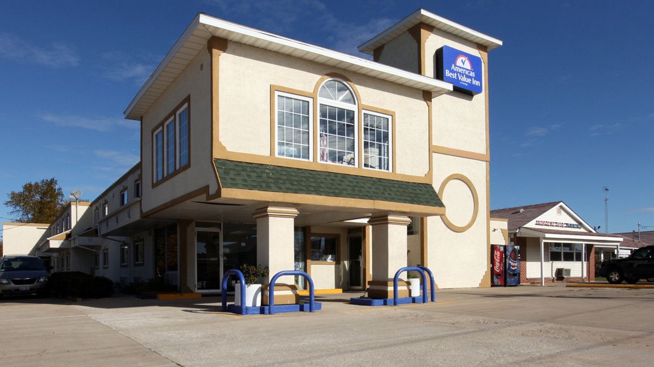 Photo of Buildings in Macomb