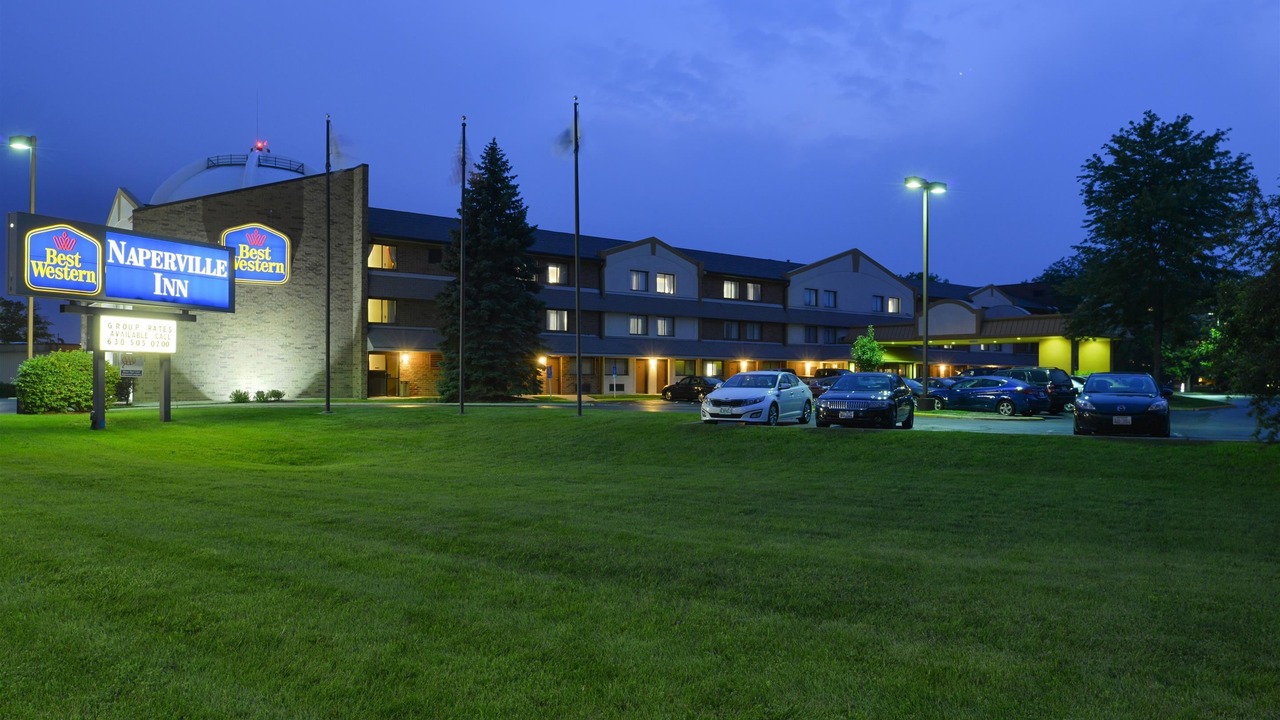 Photo of Buildings in Naperville