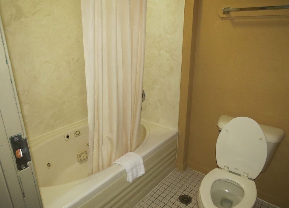Photo of Bathroom in Caseyville