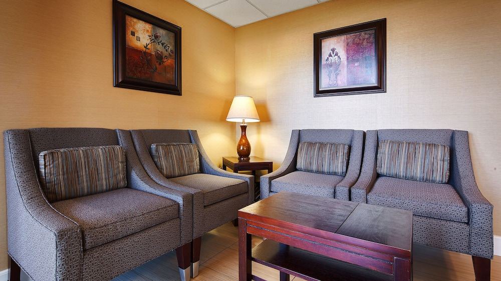 Photo of Livingroom in Quad Cities