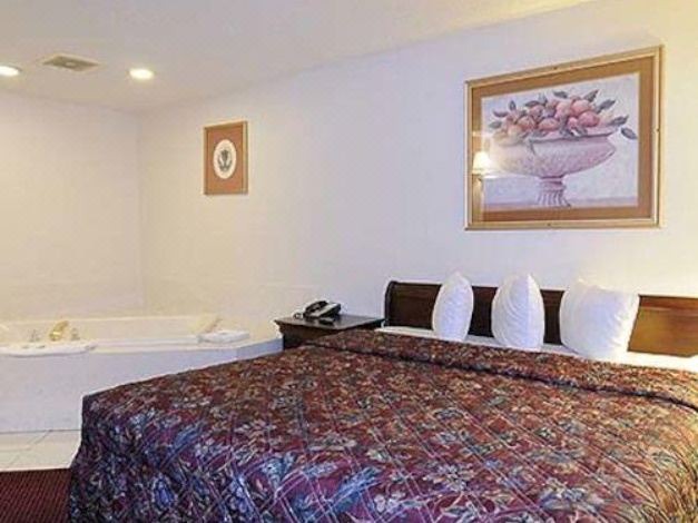 Photo of Bedroom in Calumet Park