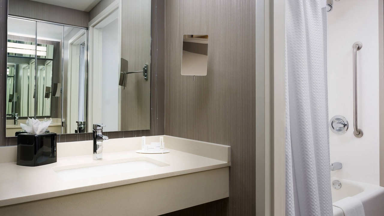 Photo of Bathroom in Streeterville