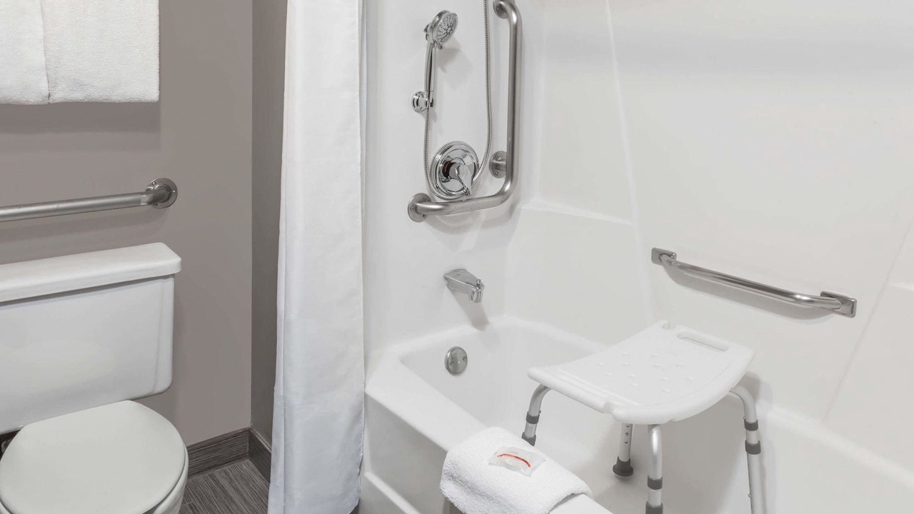 Photo of Bathroom in Glenview