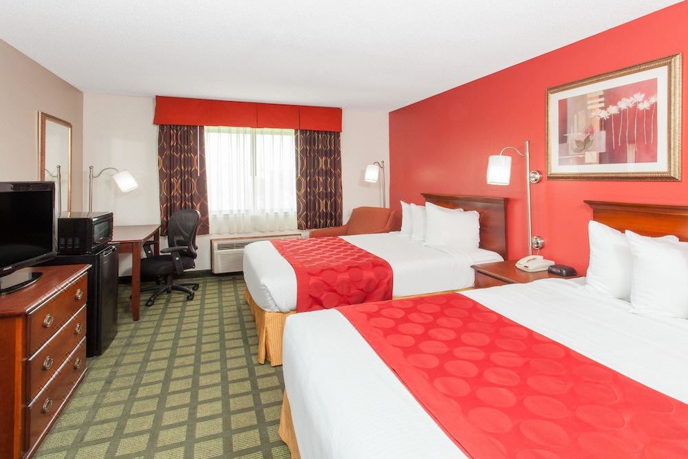 Photo of Bedroom in Forsyth