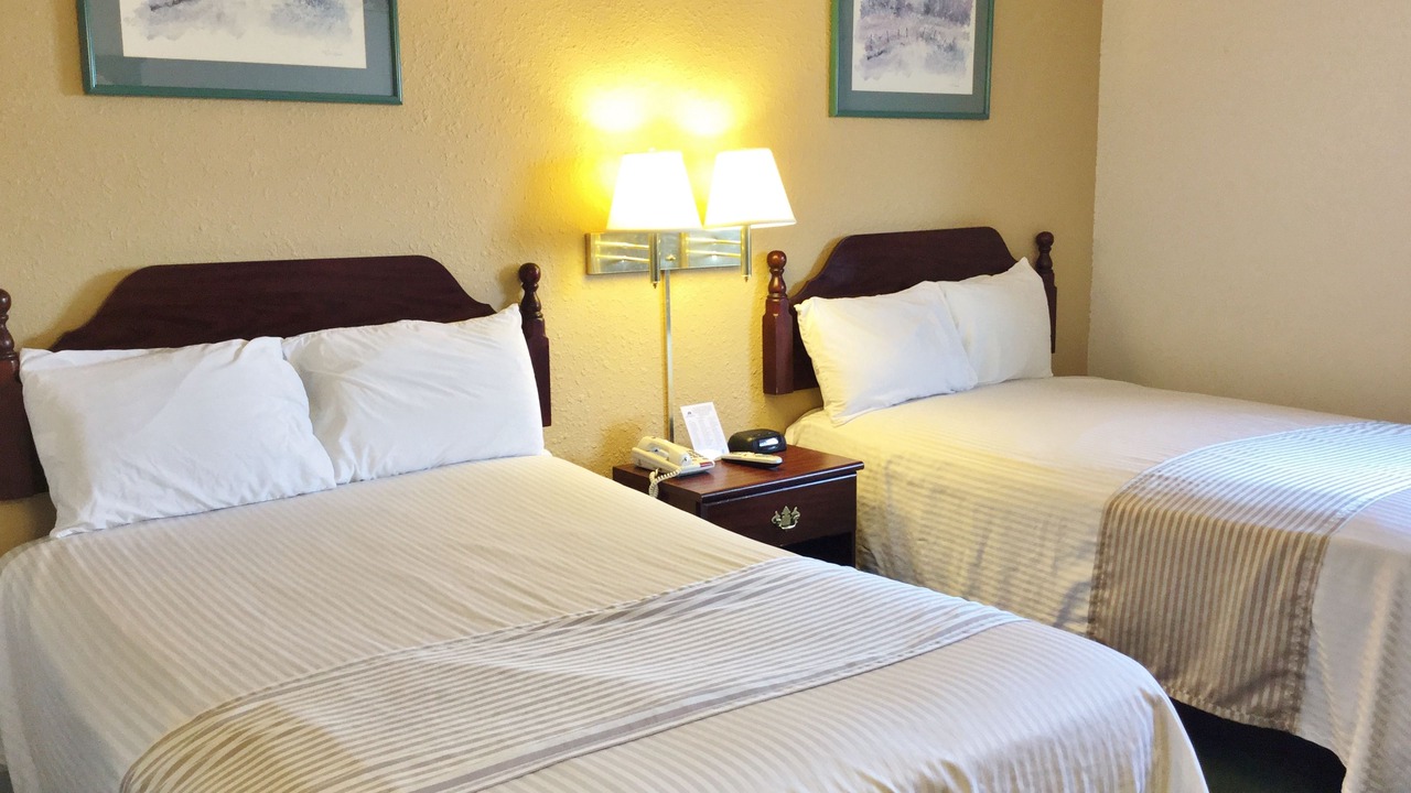Photo of Bedroom in Macomb