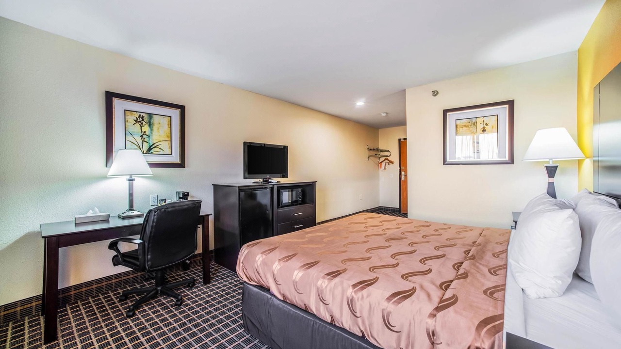 Photo of Bedroom in Carbondale