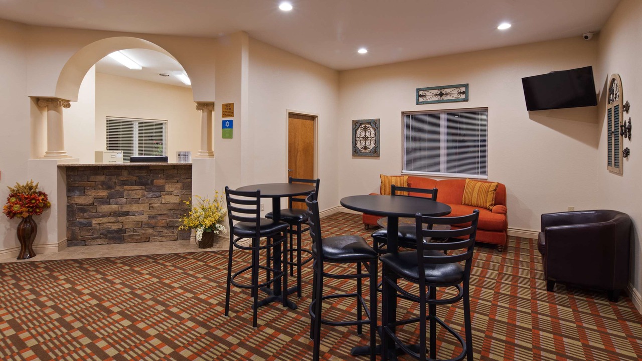Photo of Livingroom in Whittington