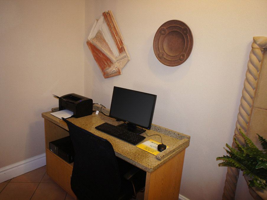 Photo of Livingroom in Quad Cities