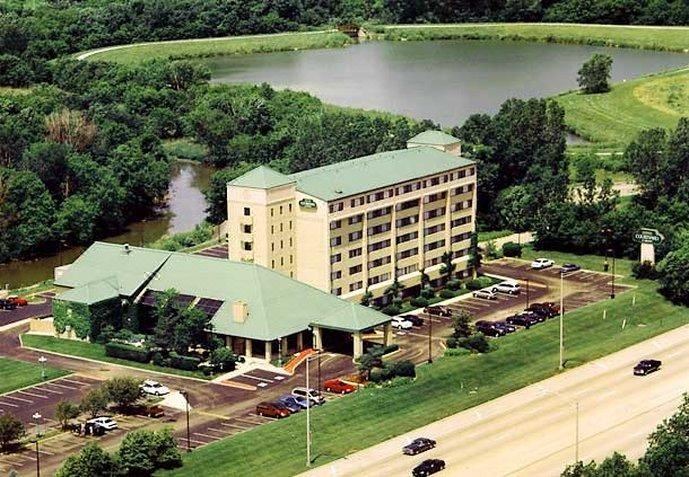 Photo of Buildings in Elmhurst