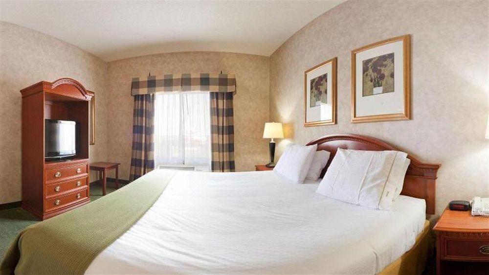 Photo of Bedroom in Troy