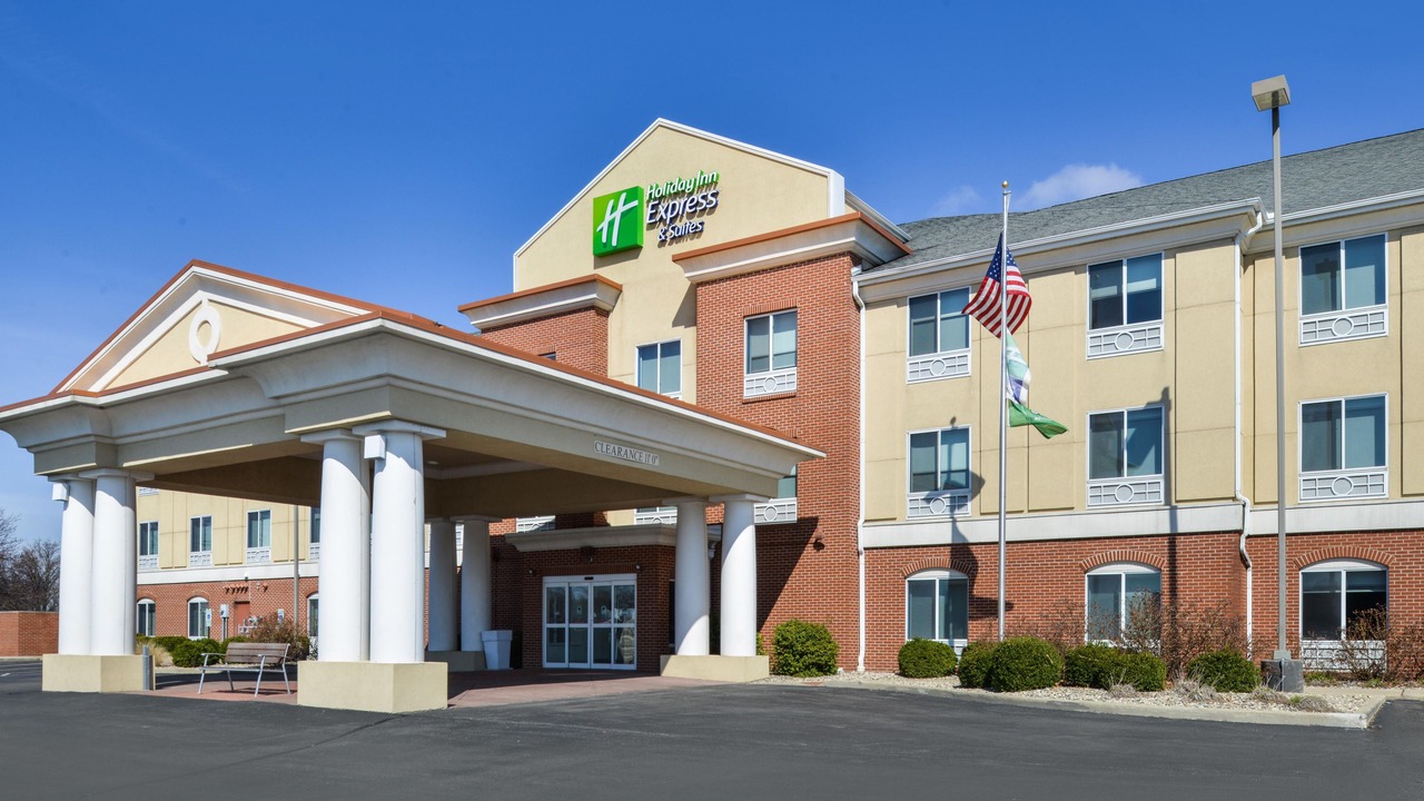 Photo of Buildings in Champaign