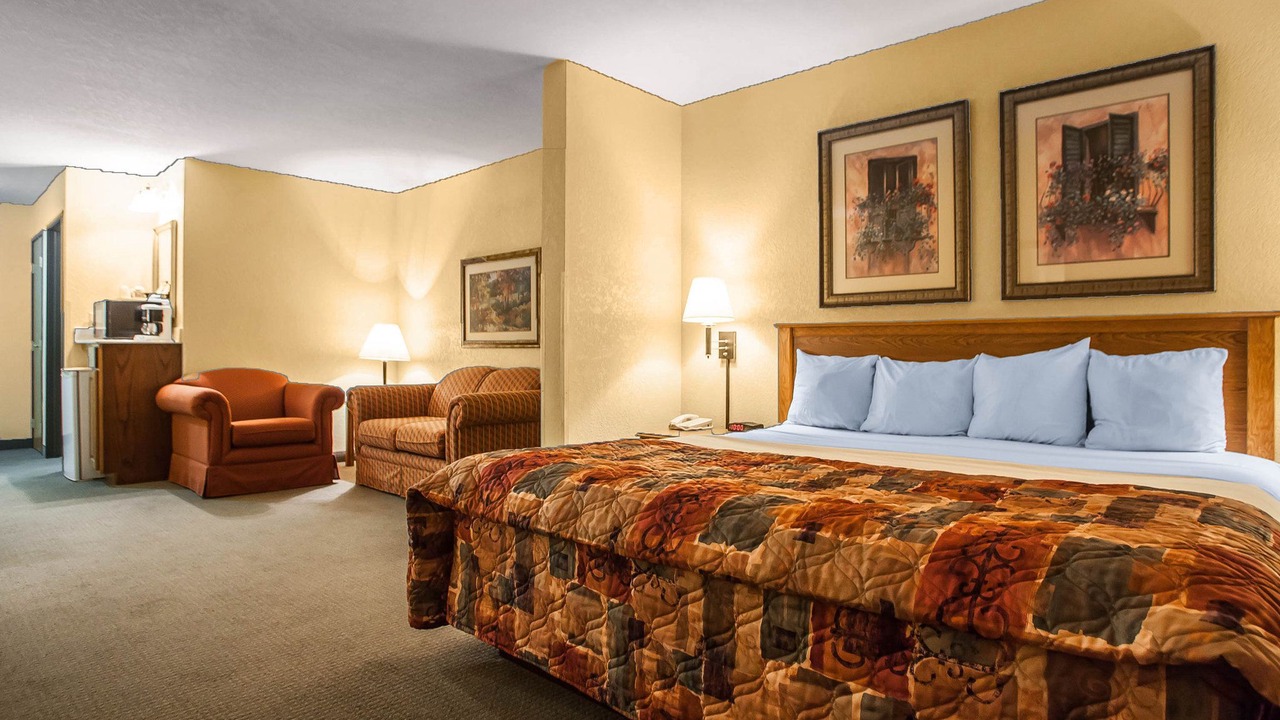 Photo of Bedroom in Fulton