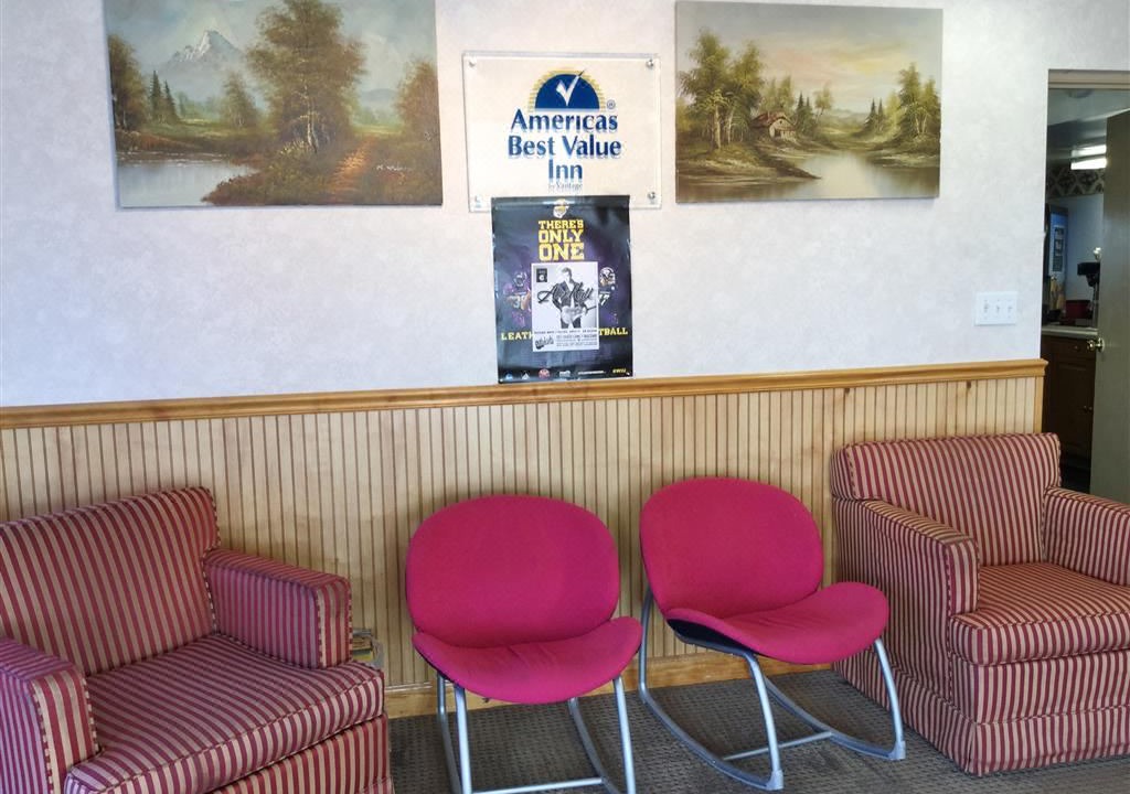 Photo of Livingroom in Macomb