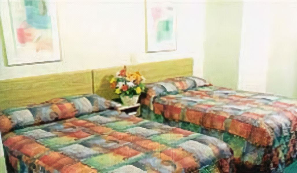 Photo of Bedroom in Lansing