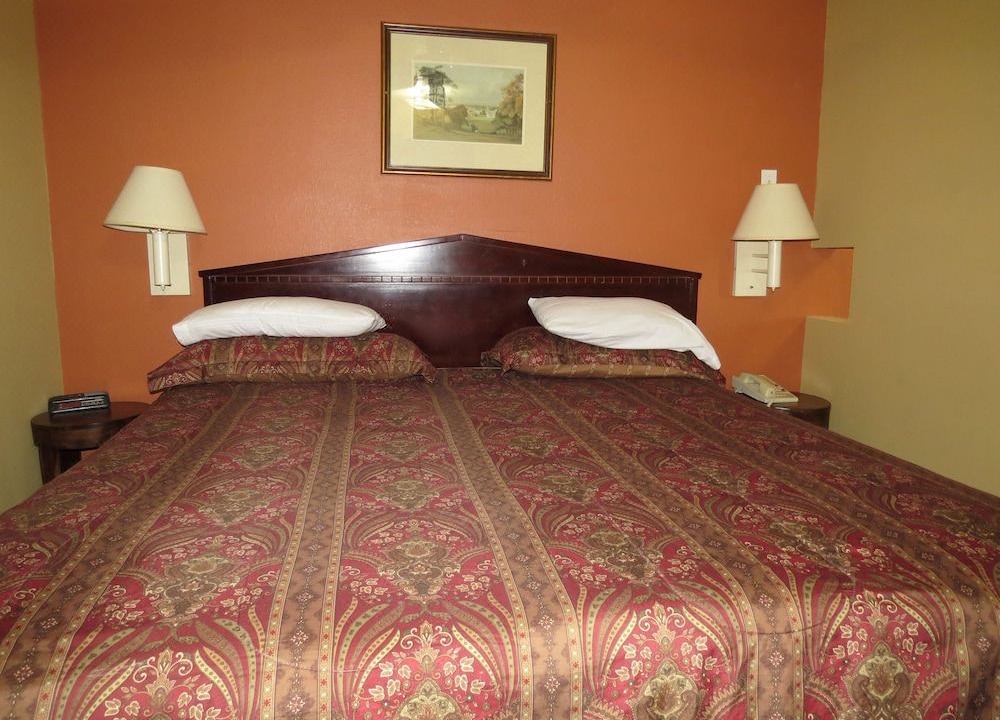 Photo of Bedroom in Caseyville