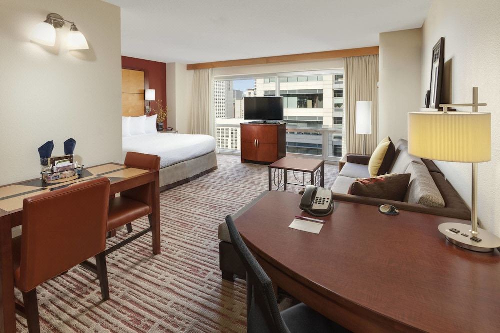 Photo of Livingroom in Downtown Chicago