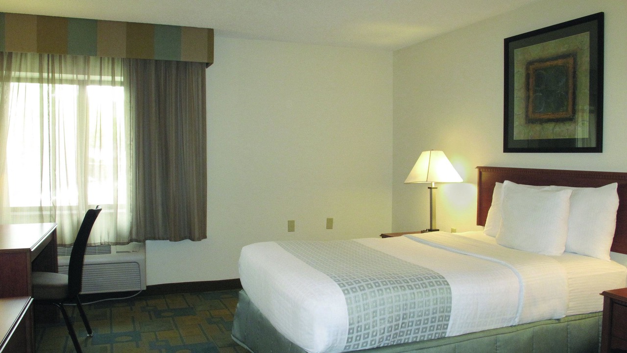 Photo of Bedroom in Willowbrook
