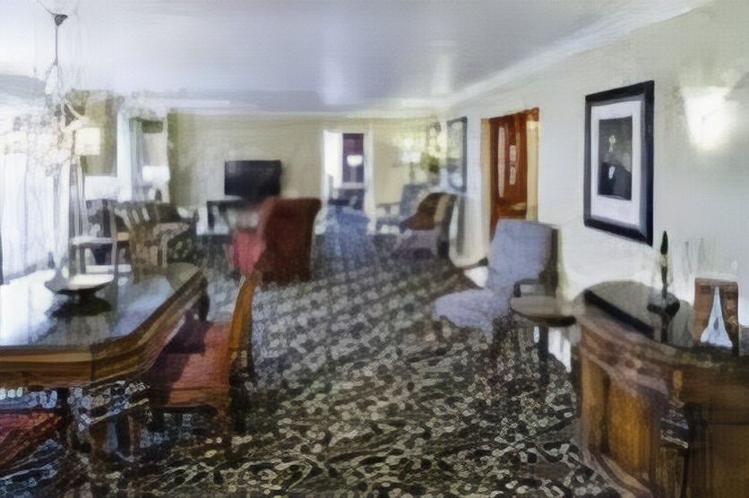Photo of Livingroom in Downtown Springfield