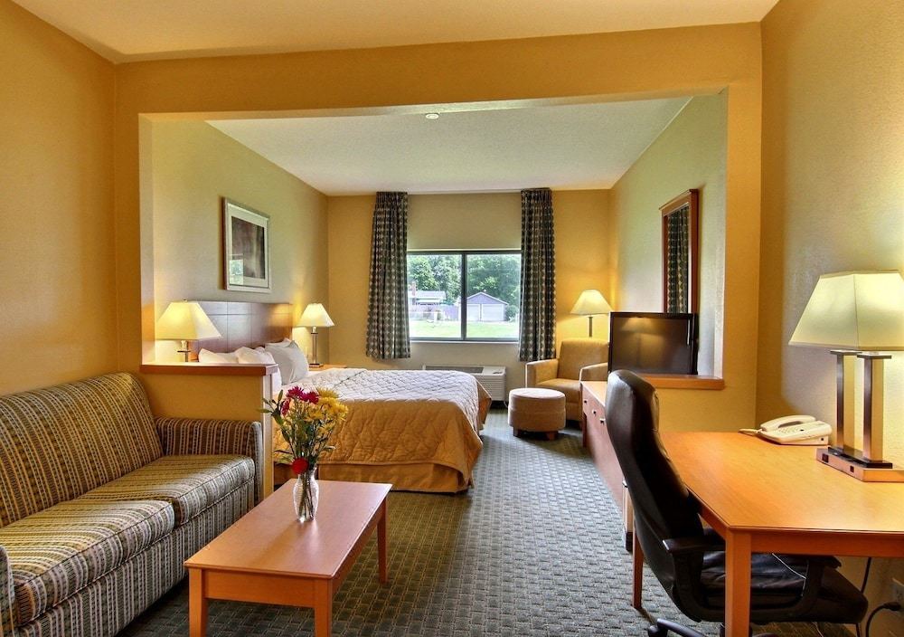 Photo of Livingroom in Forsyth