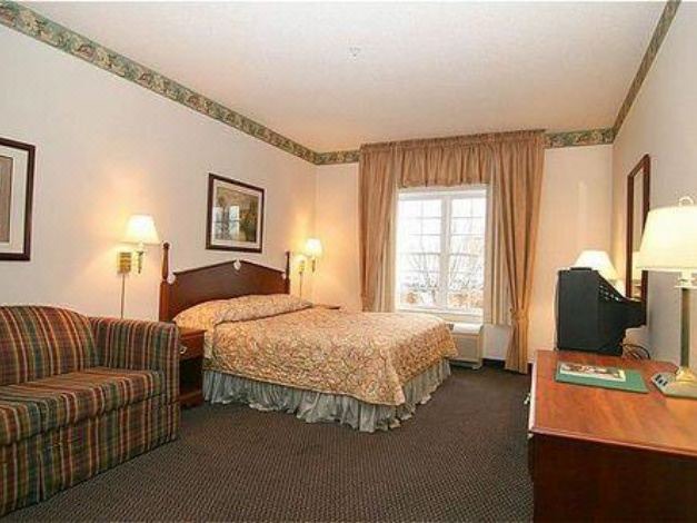 Photo of Bedroom in Elgin