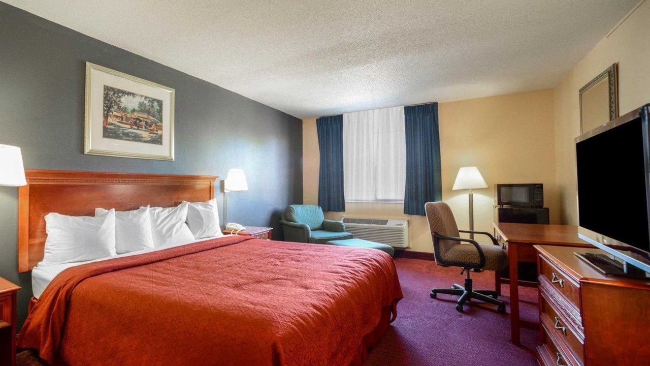 Photo of Bedroom in Carbondale