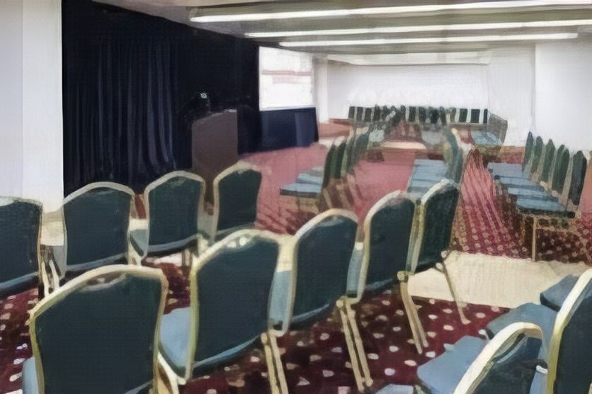 Photo of Livingroom in Downtown Springfield