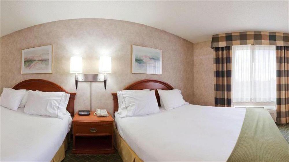 Photo of Bedroom in Troy