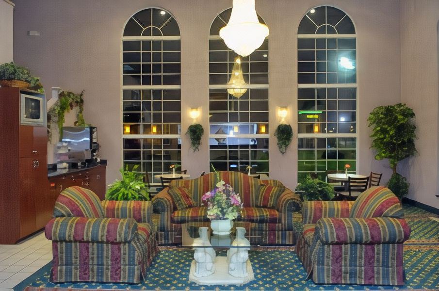 Photo of Livingroom in Quad Cities