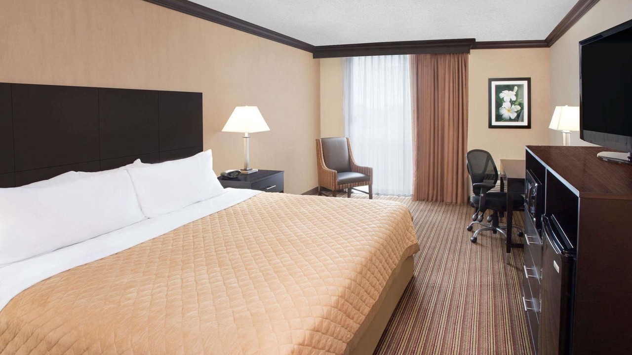 Photo of Bedroom in Schaumburg